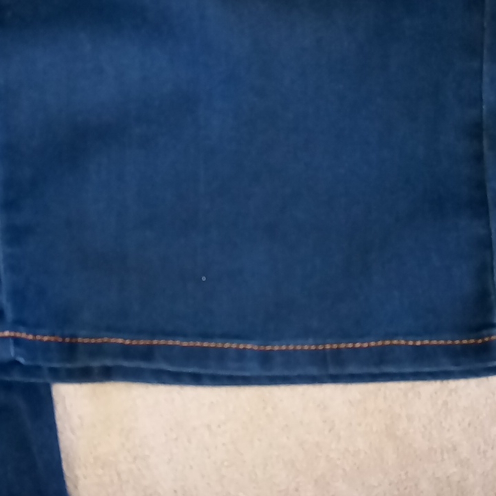 🌺CJ Banks Shaped fit faux fly pull on straight leg denim jean - Picture 4 of 5